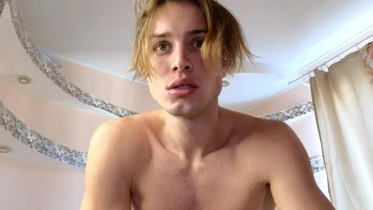 cryptongood on Cam4 