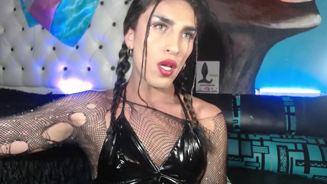 Offline Crystalinn_ on Cam4