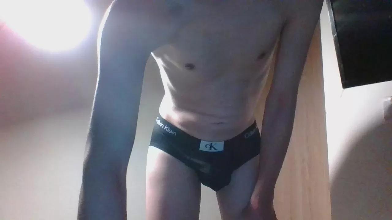Cumonboyyyy on Cam4 
