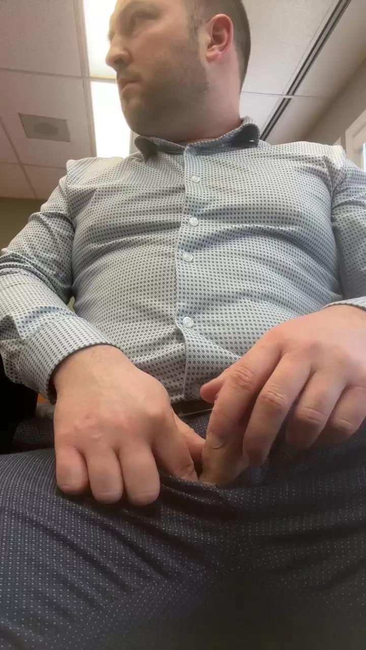 CumWhore4you on Cam4 