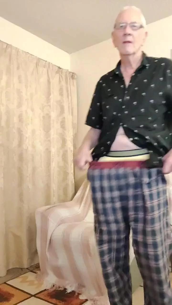 cutaboverest on Cam4 