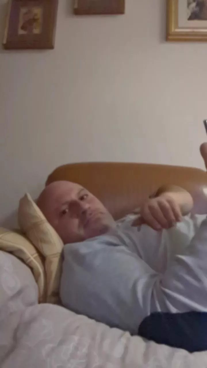 Offline daariu on Cam4