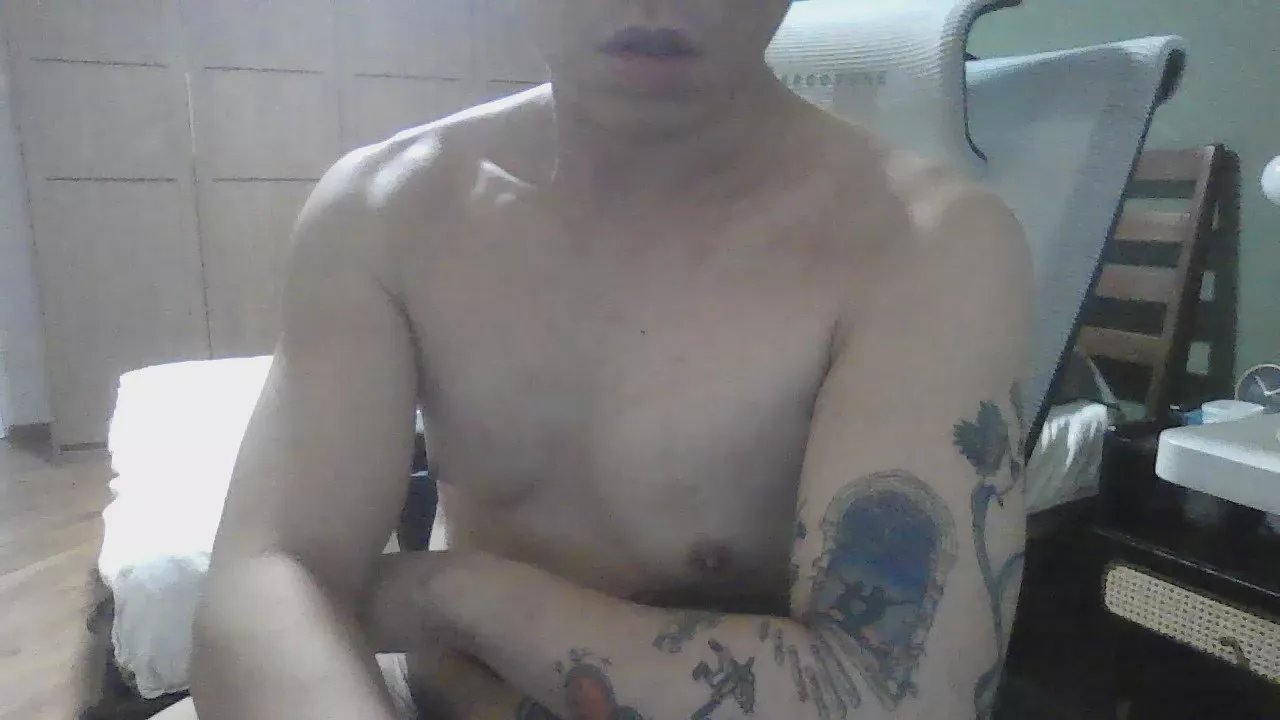 Offline dale902 on Cam4