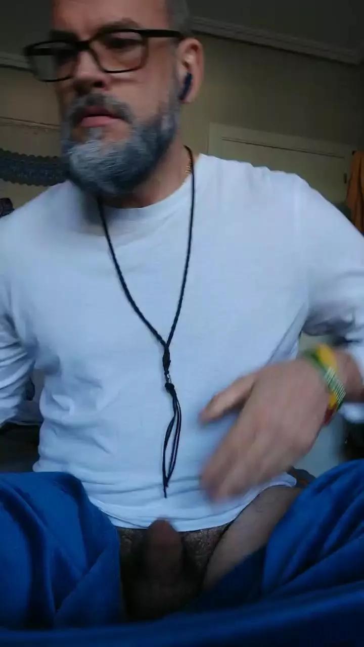 danipirrakas on Cam4 