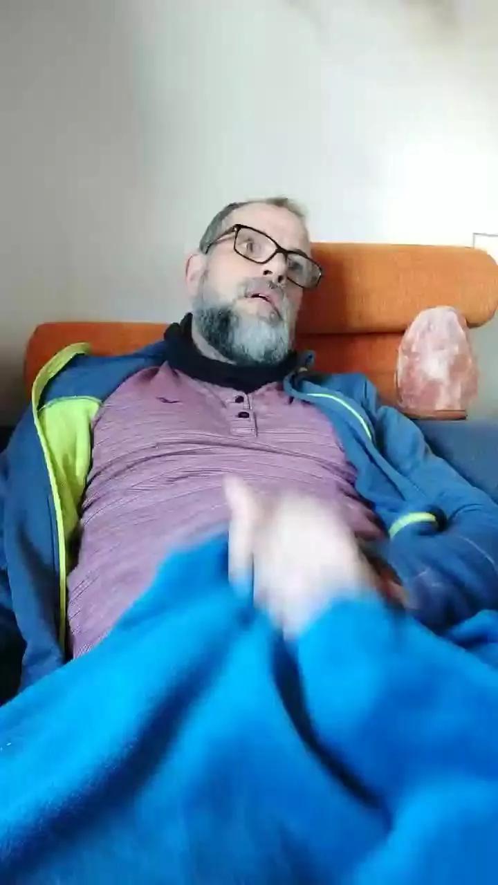 danipirrakas on Cam4 