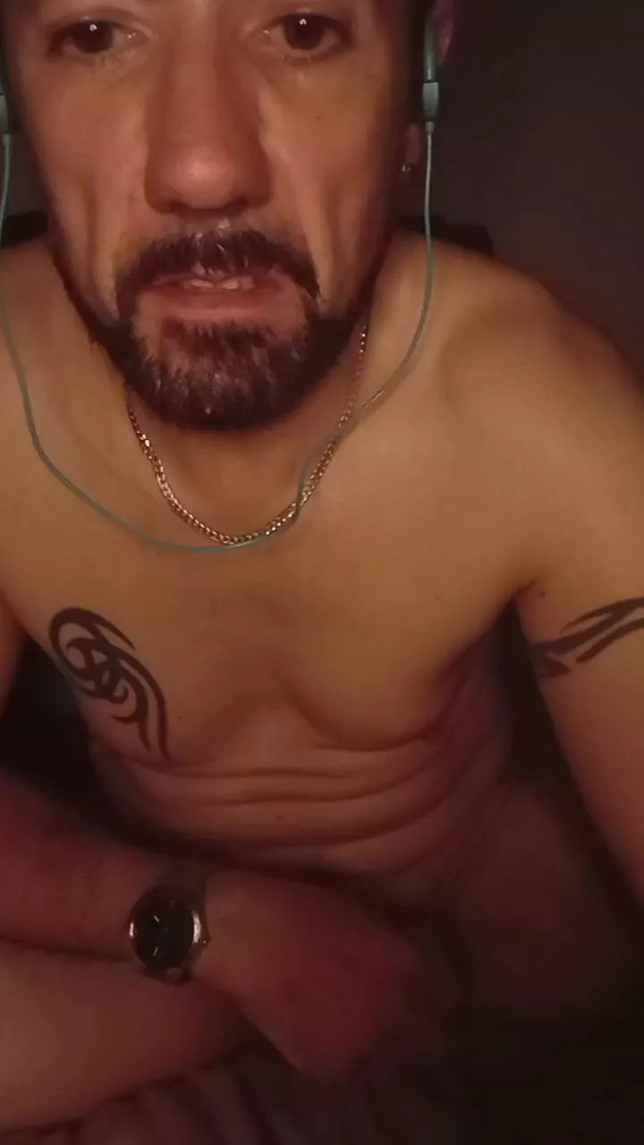 Offline DaroHot69 on Cam4