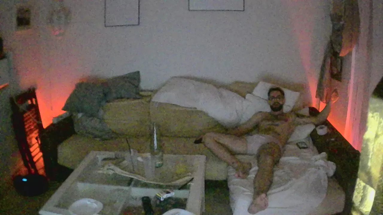 Offline davidwk on Cam4