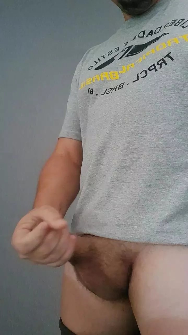 Offline dcardozaoo on Cam4