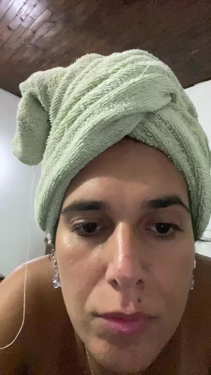 DelfiVarez on Cam4 