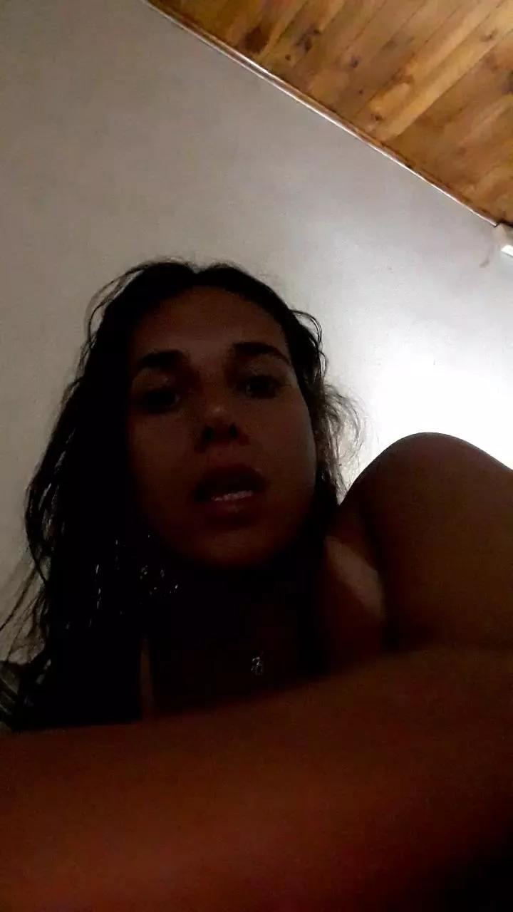 DelfiVarez on Cam4 