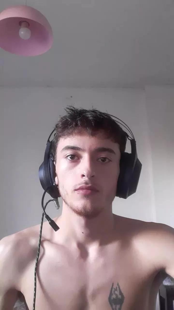 Dickandmorffi on Cam4 