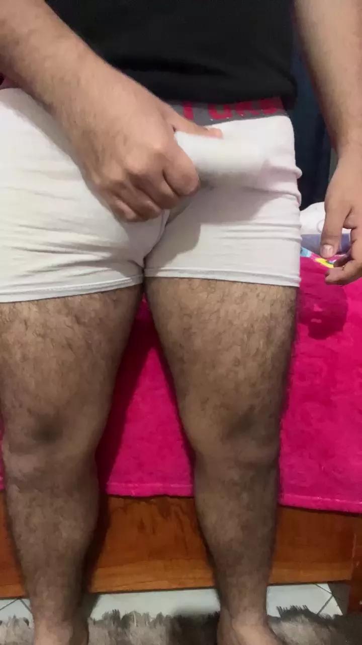 DIMITRI_HOTSHOT on Cam4 