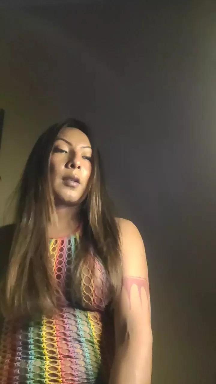 dolltranssexy on Cam4 