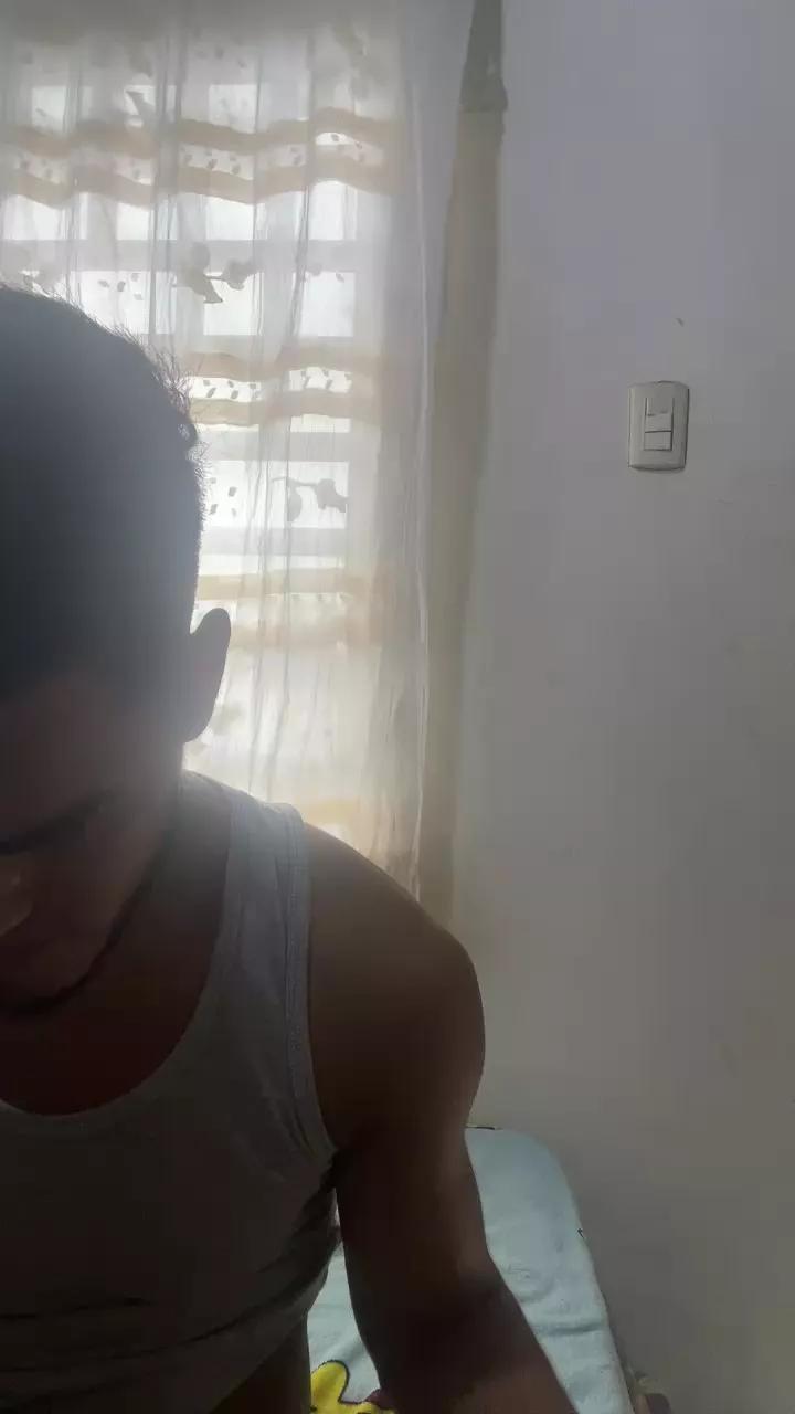 Dylanelandroide on Cam4 