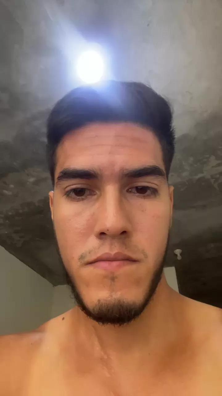 Dylanelandroide on Cam4 