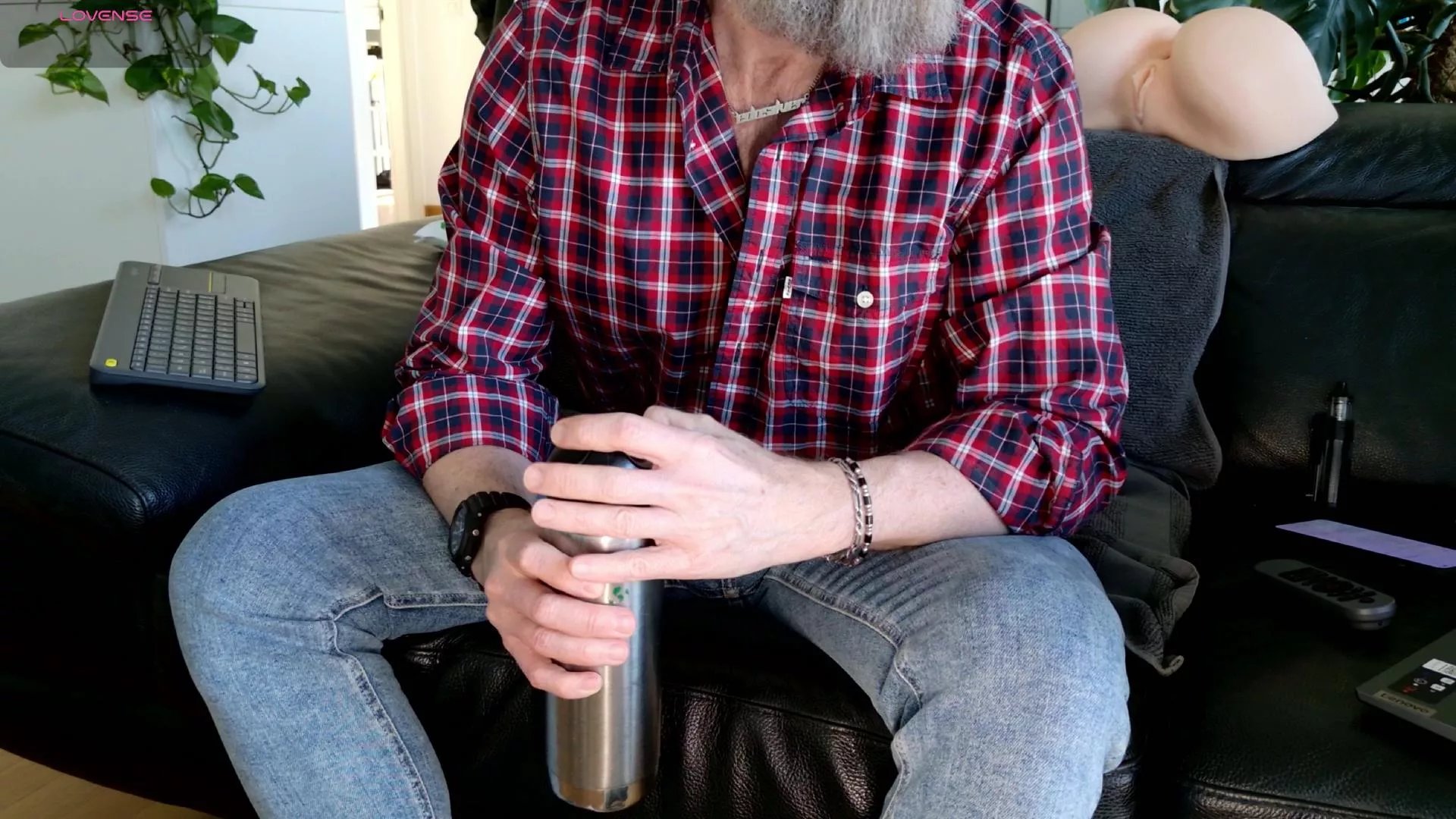 Offline edosilver on Cam4