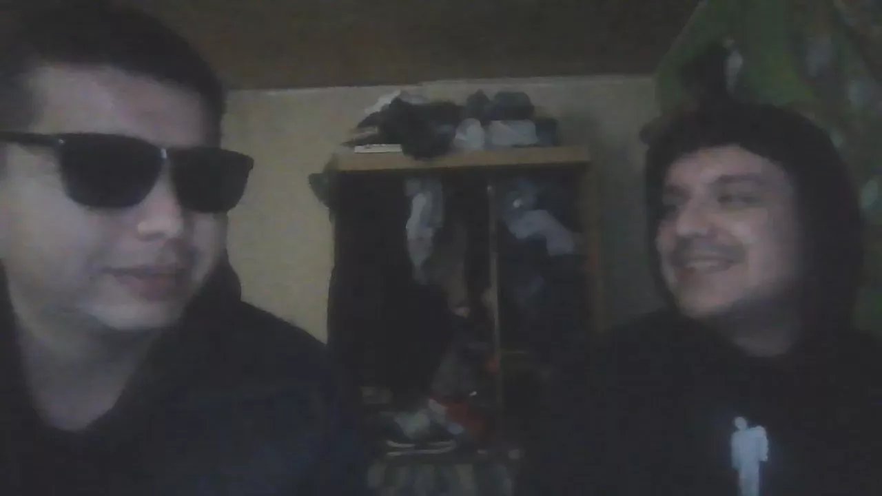 Offline ElBandioloco on Cam4