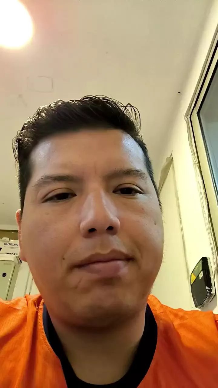 Offline ElBandioloco on Cam4