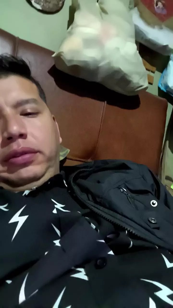 Offline ElBandioloco on Cam4