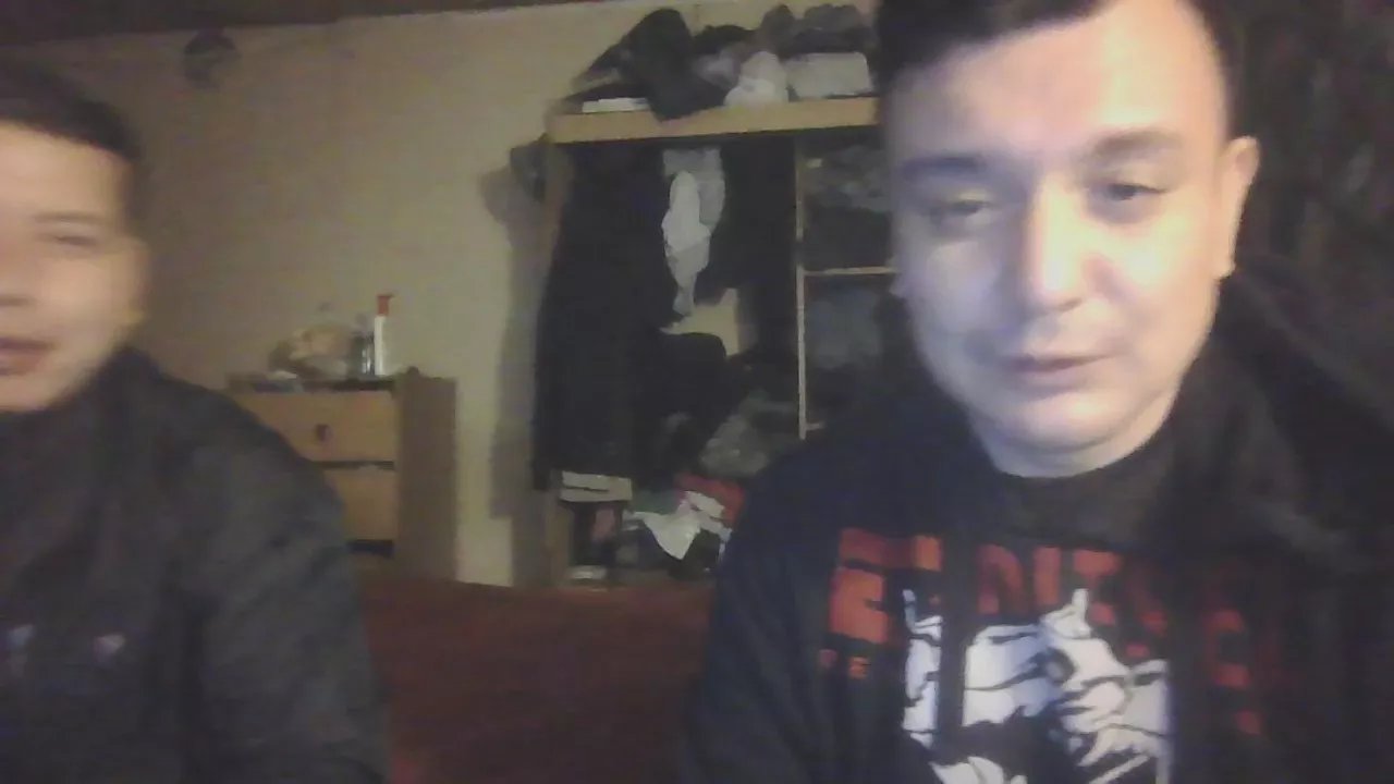 Offline ElBandioloco on Cam4