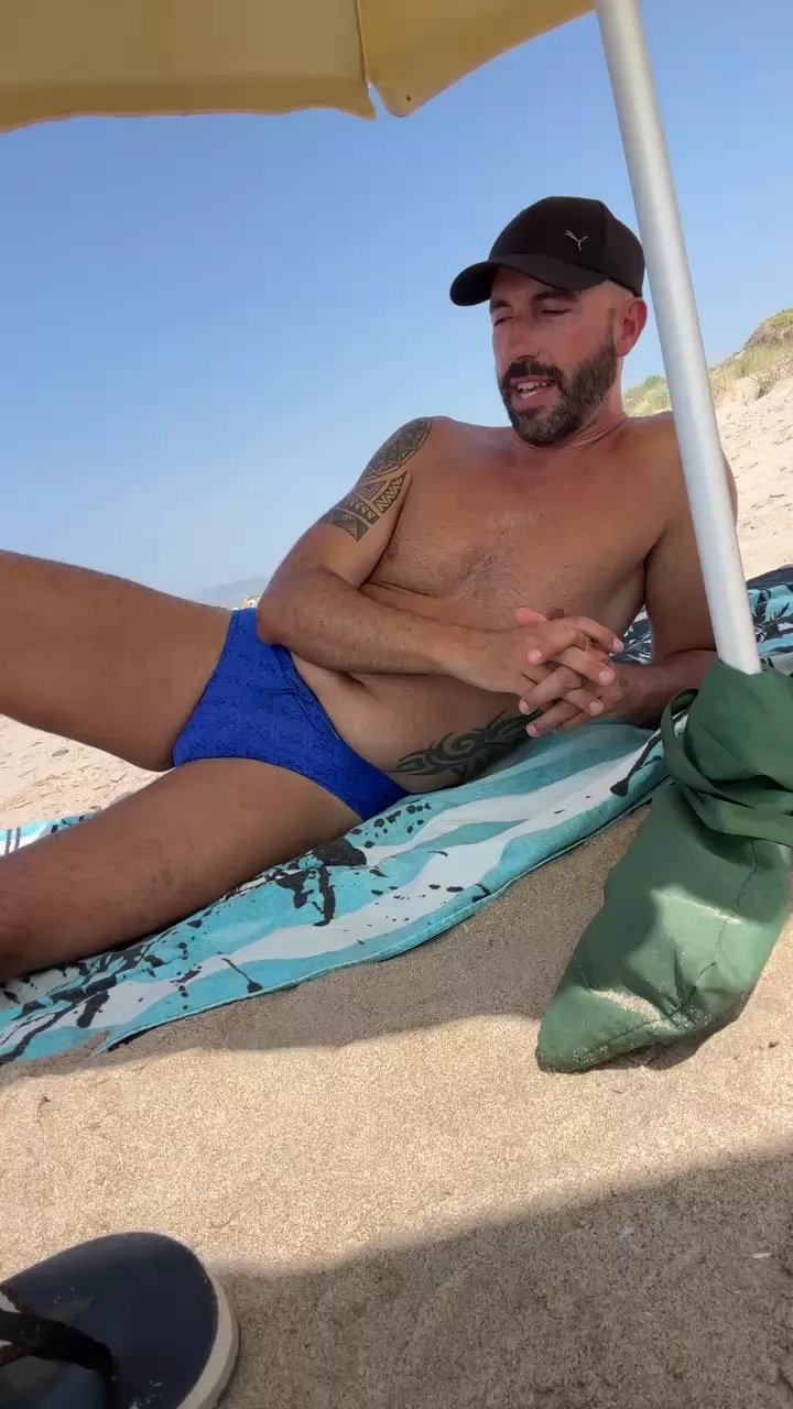 Offline Eleusiarca on Cam4