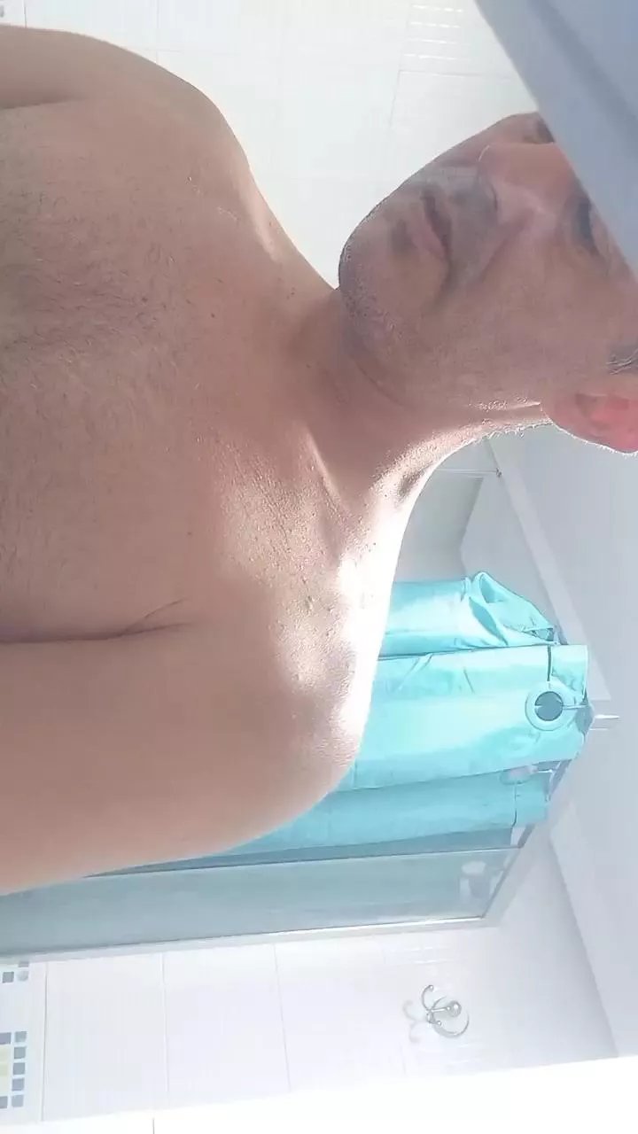 Offline elgefe80 on Cam4