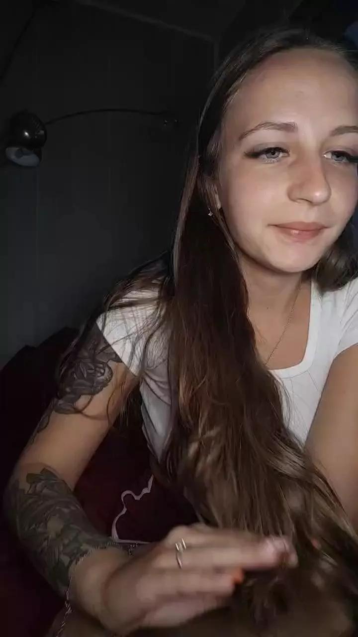 emma4xxx on Cam4 