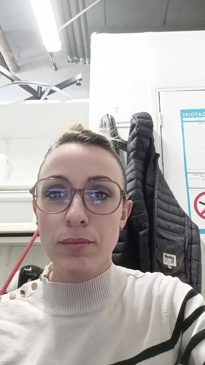 EmmaLoren on Cam4 