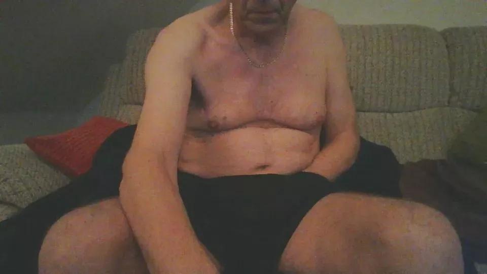 englishman59 on Cam4 