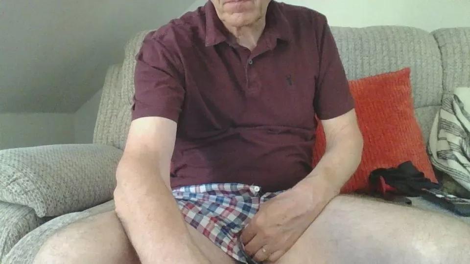 englishman59 on Cam4 