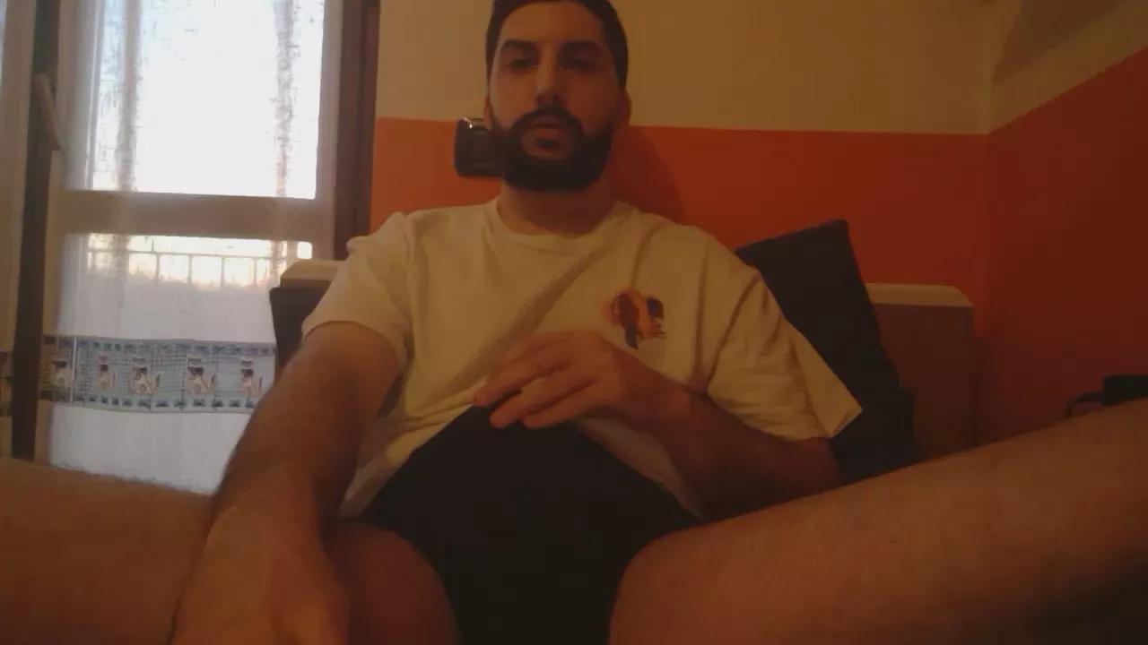 enzocazzo on Cam4 