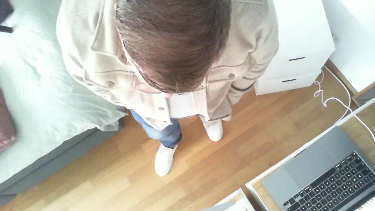 erleichtbi on Cam4 