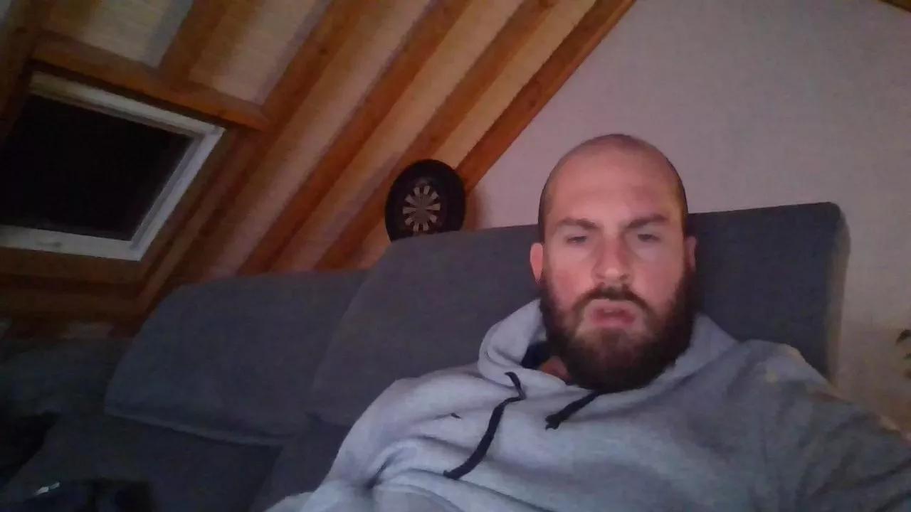 eshot2punkt0 on Cam4 