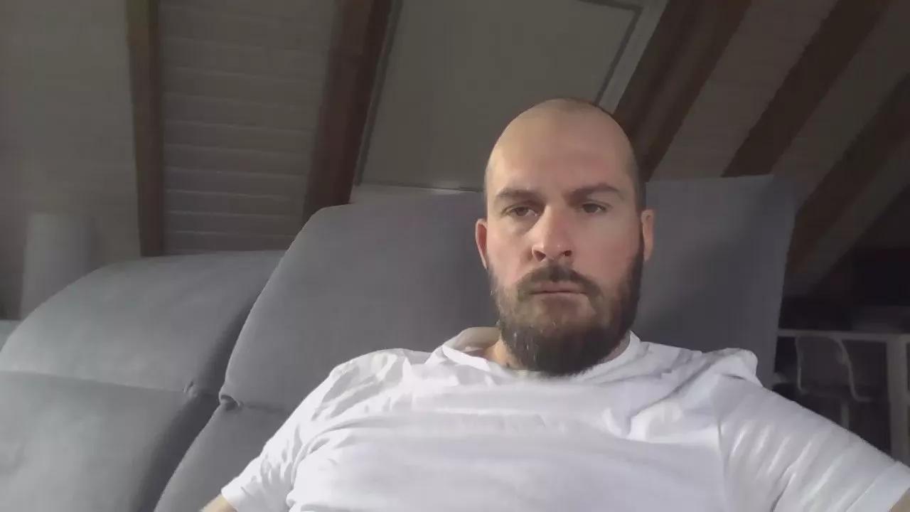 eshot2punkt0 on Cam4 