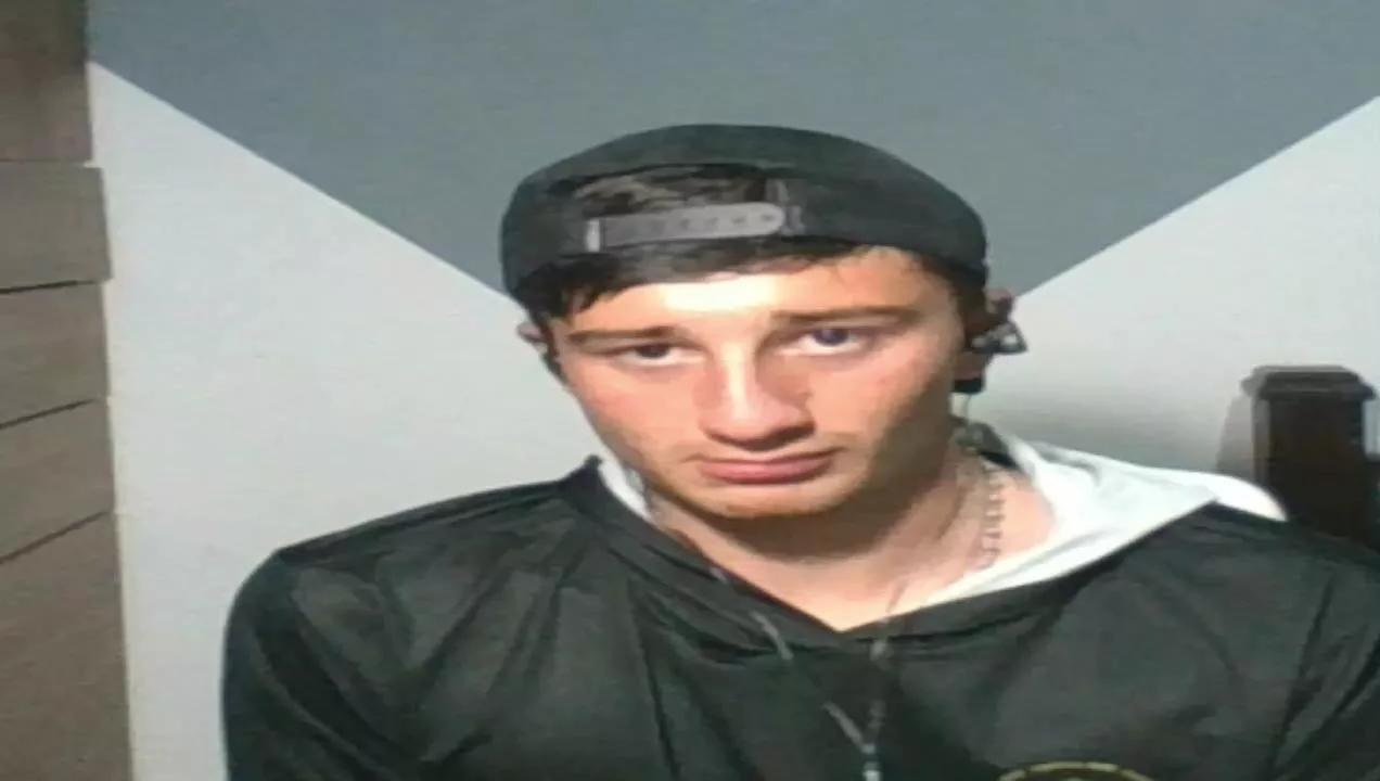 Esteban19PG on Cam4 