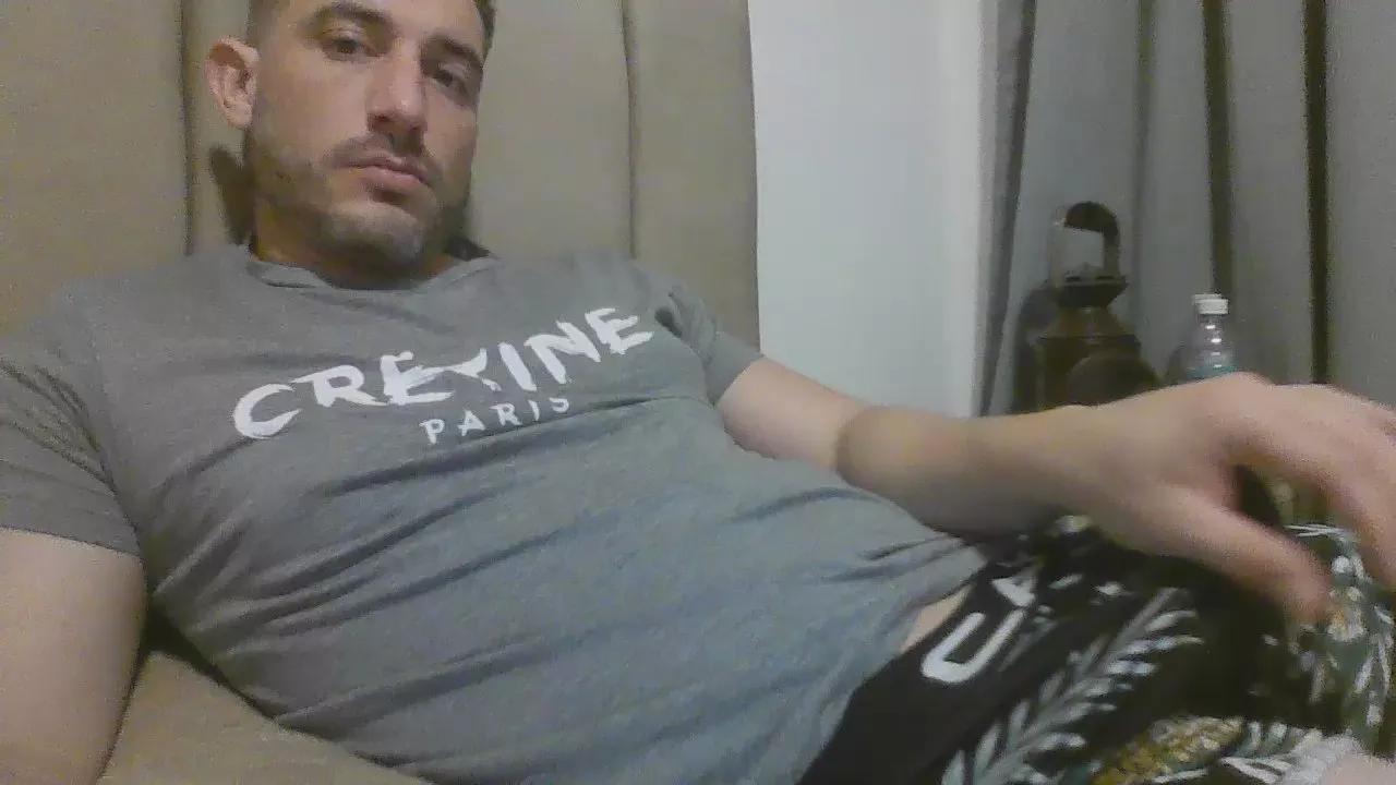 Facuel4 on Cam4 