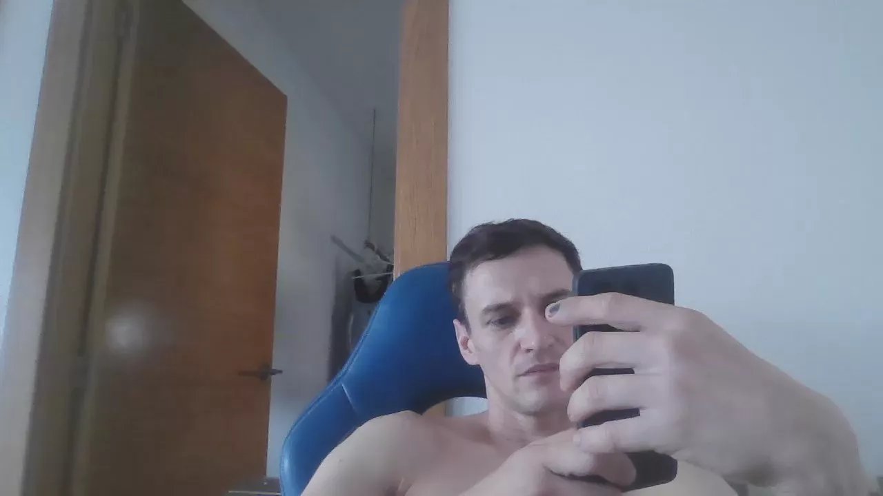 Offline FedeArgenn on Cam4