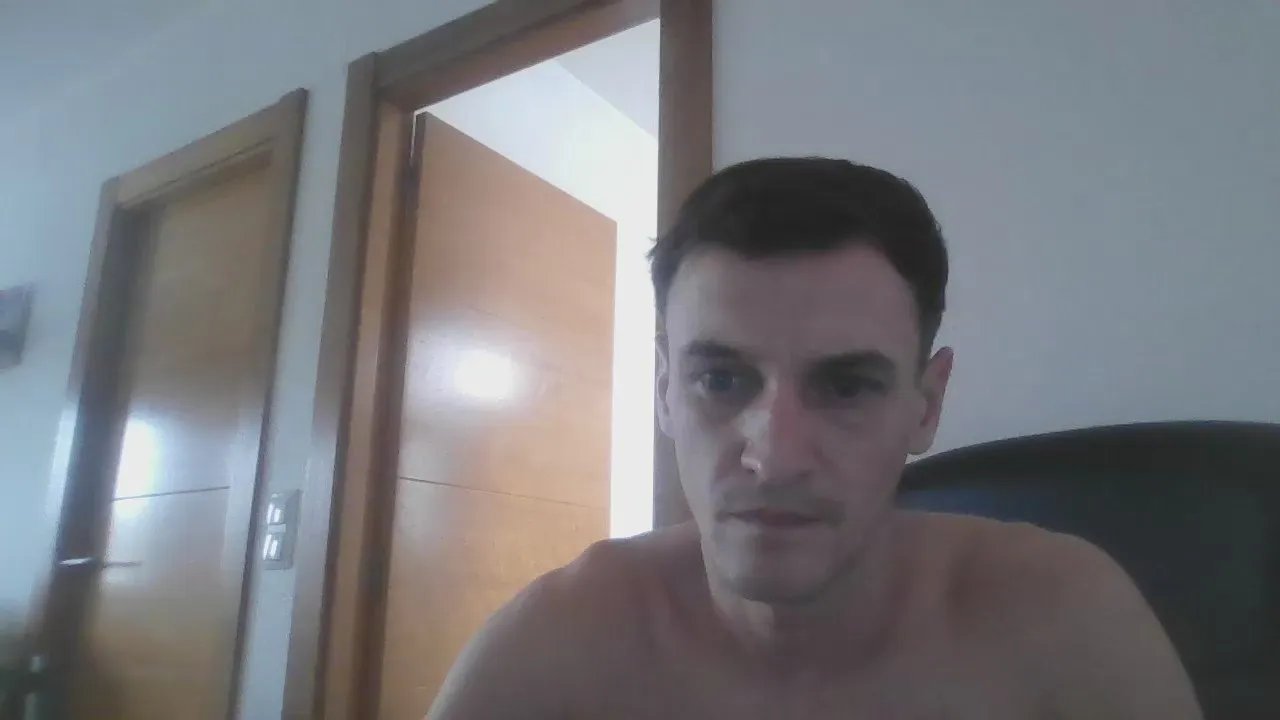 Offline FedeArgenn on Cam4