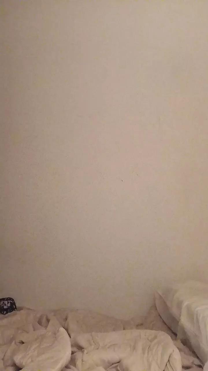 FemboyNeeko on Cam4 