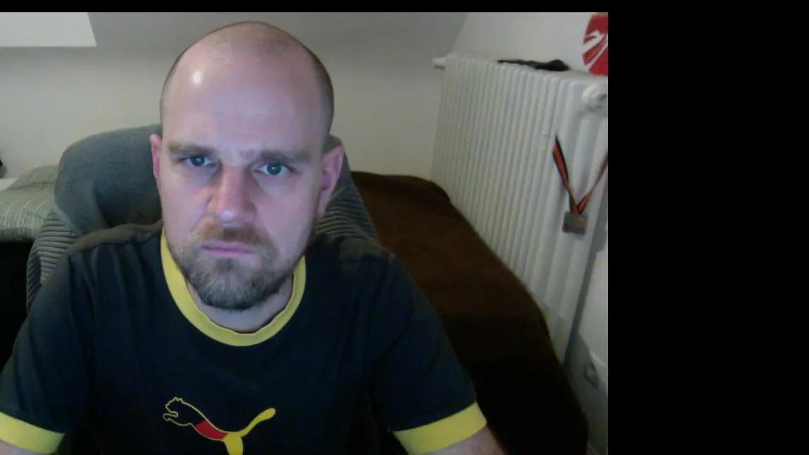 fischer2561 on Cam4 