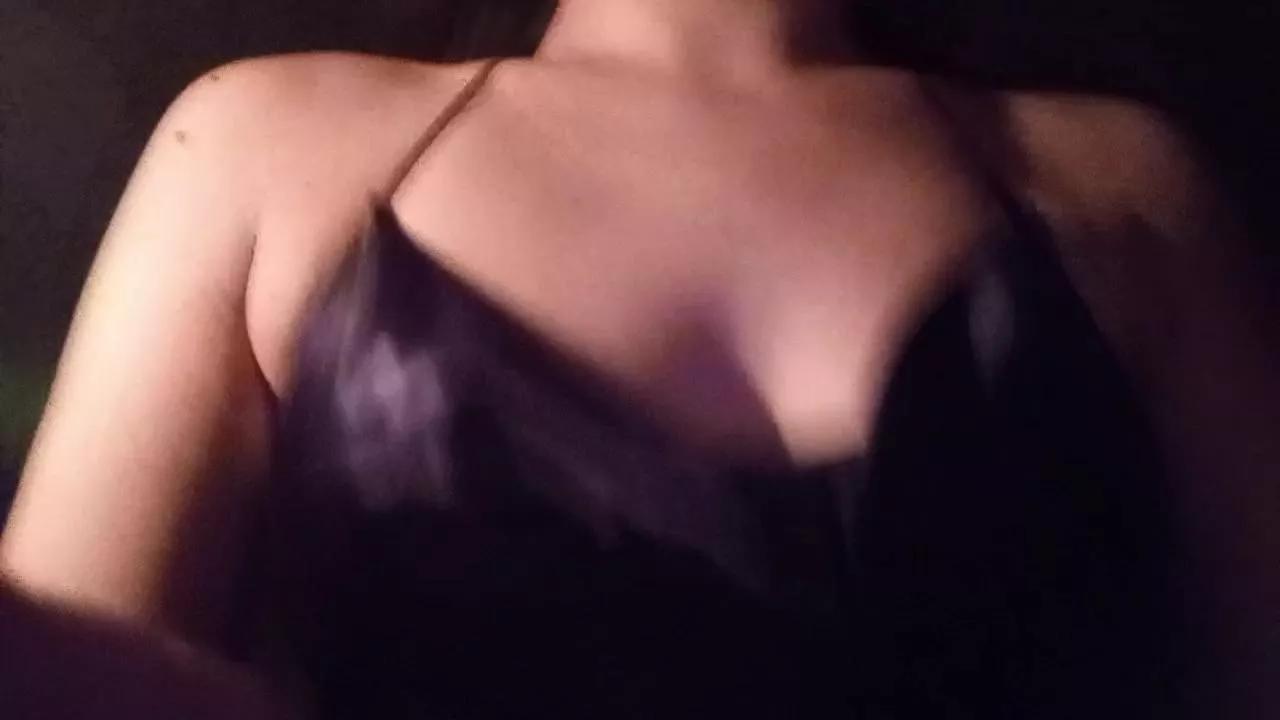 flaquita38 on Cam4 