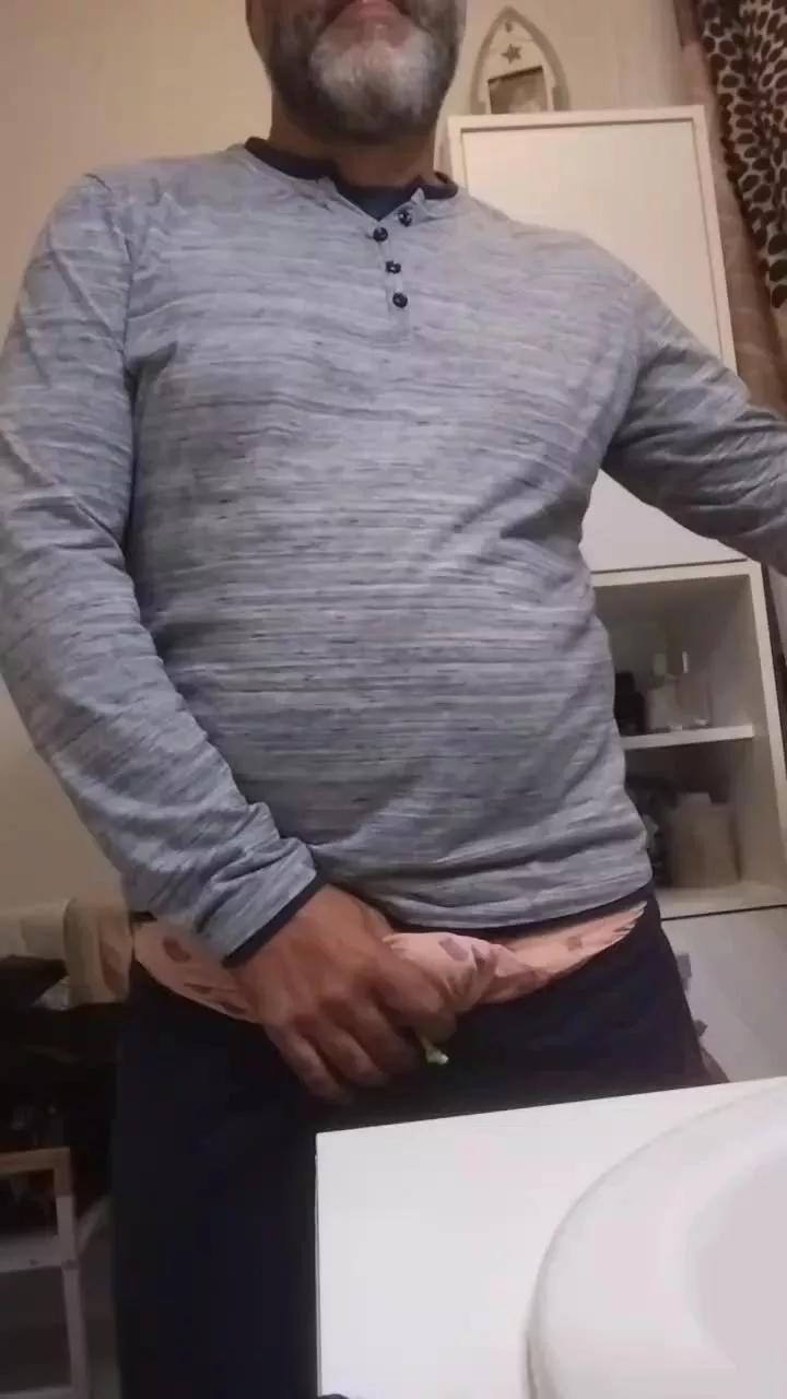 Footjobest60 on Cam4 