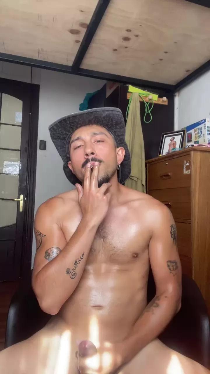 Fortunacho on Cam4 