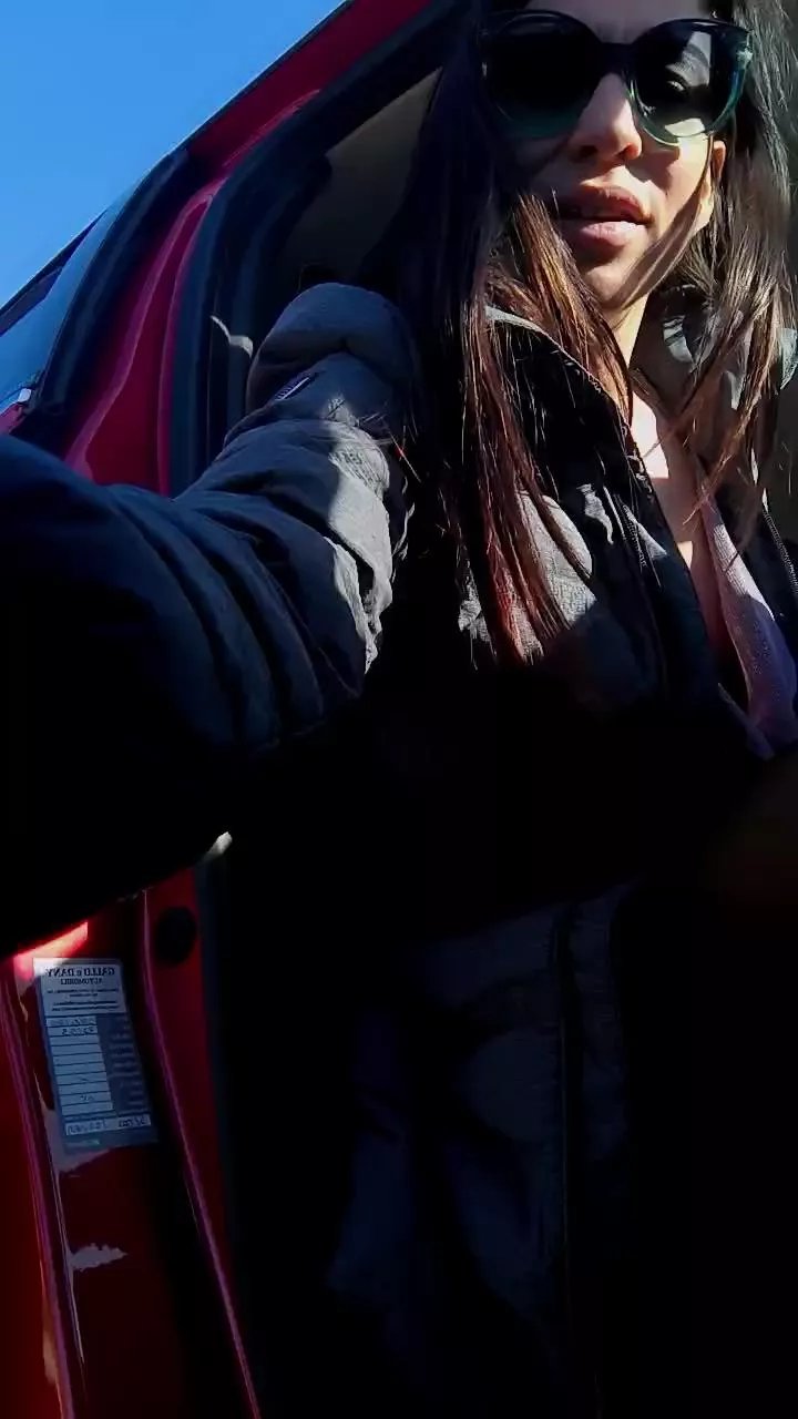 Offline fragile7883 on Cam4