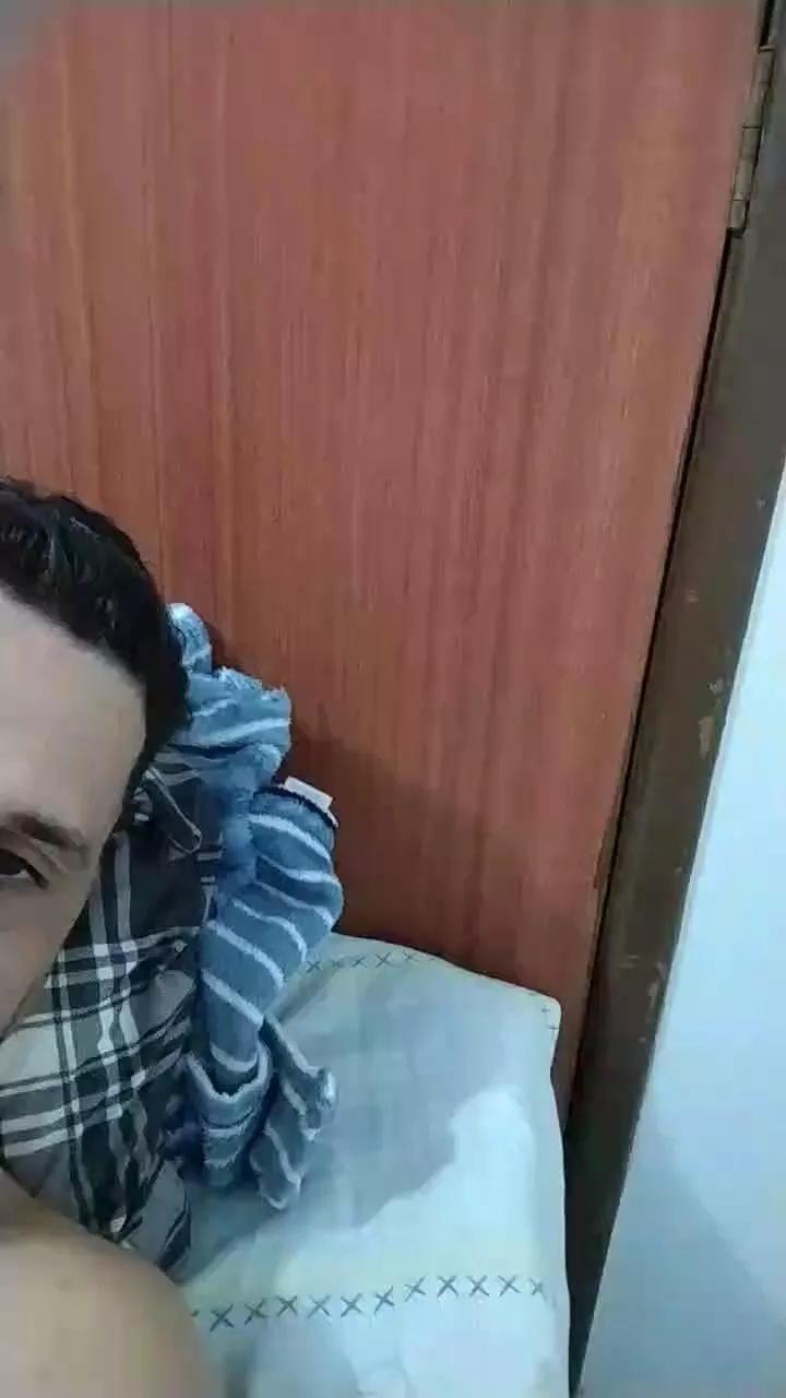 Francisconeto87 on Cam4 