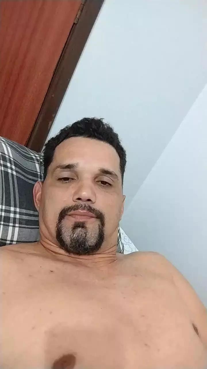 Francisconeto87 on Cam4 
