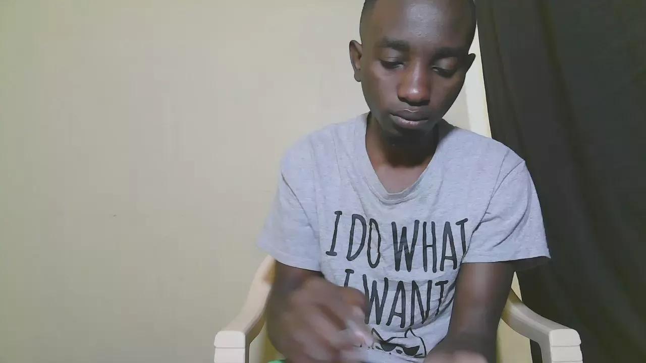 FUCH__ on Cam4 