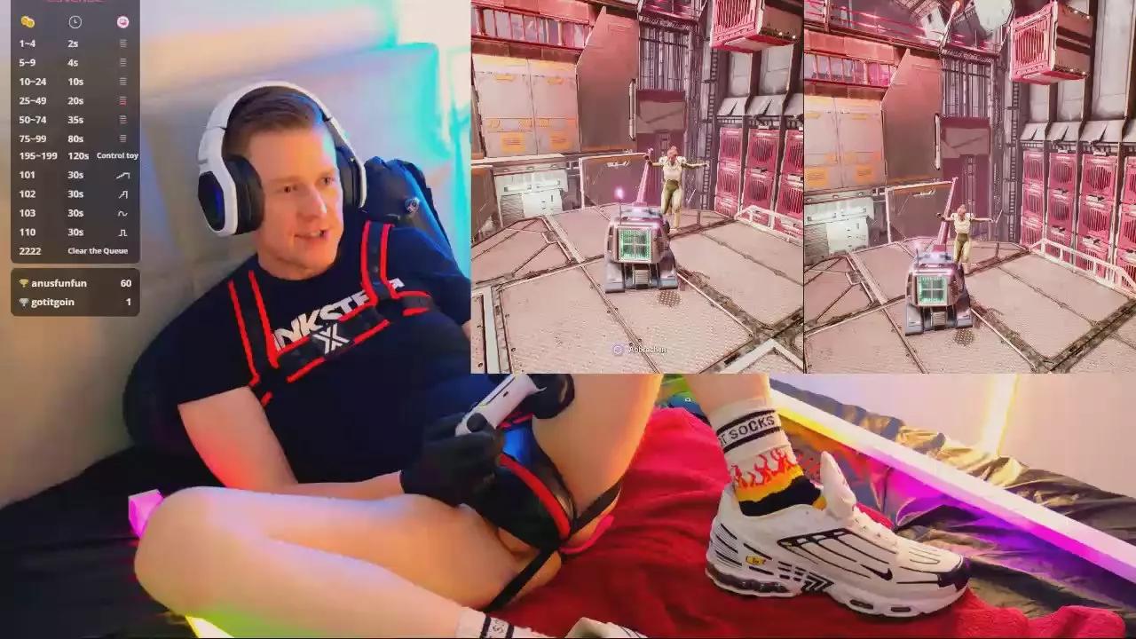 Fucthebitch on Cam4 