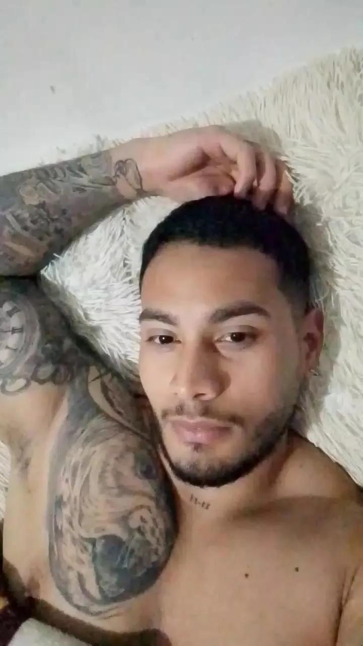 gabo_lust on Cam4 