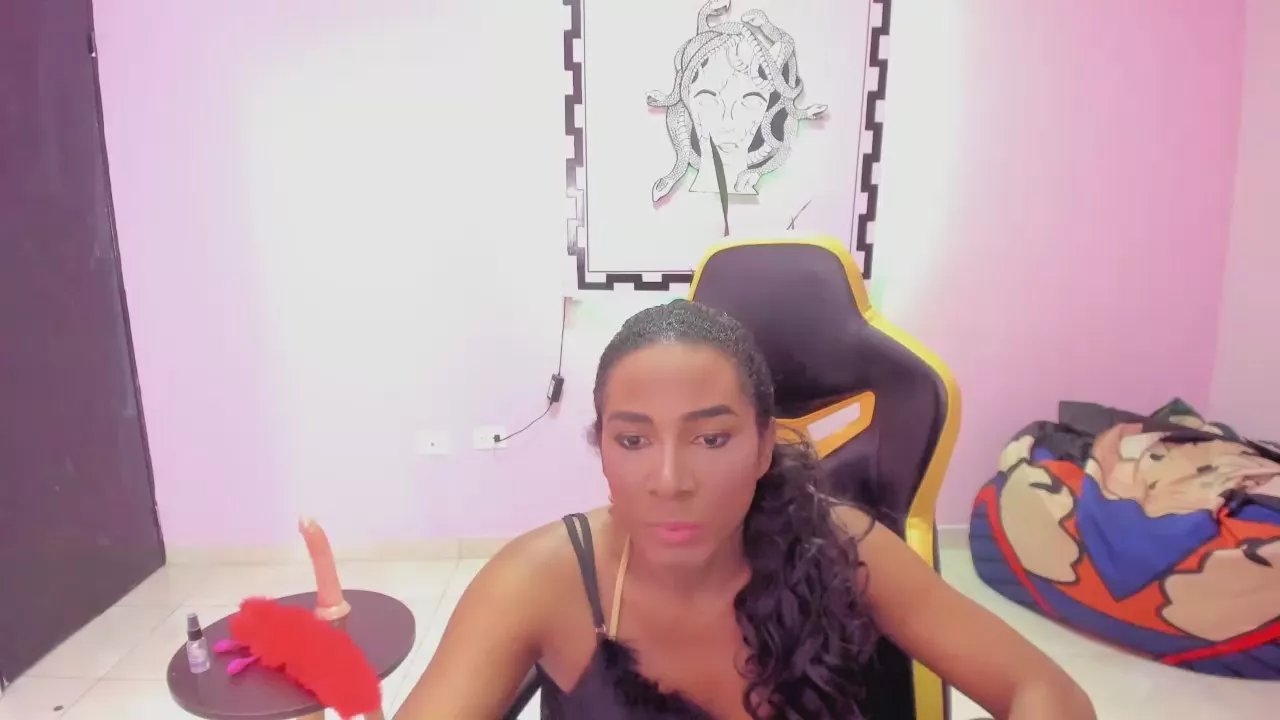 Offline gaia_ebony_hoe on Cam4